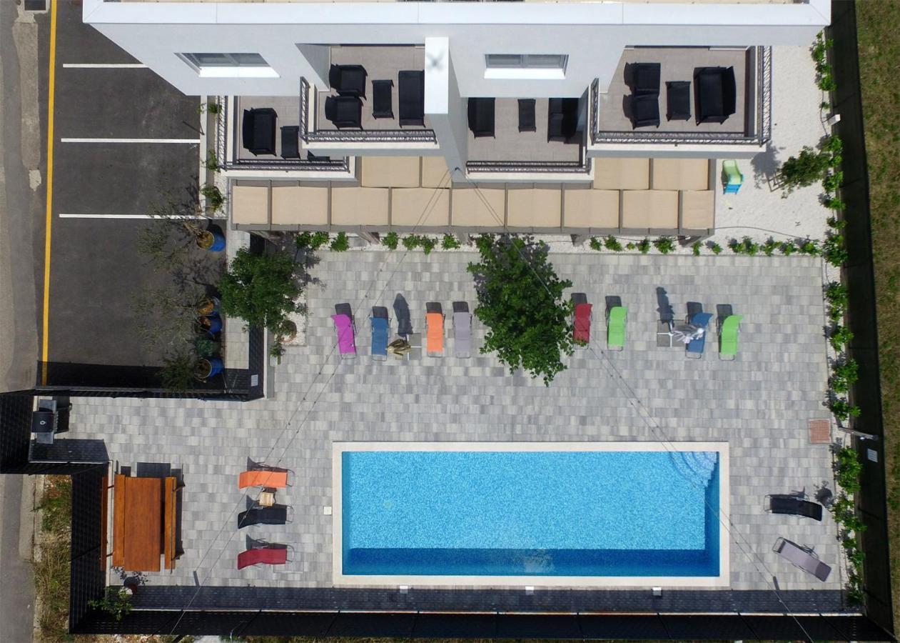 Bulli Croatia Hotel Seget Donji Exterior photo