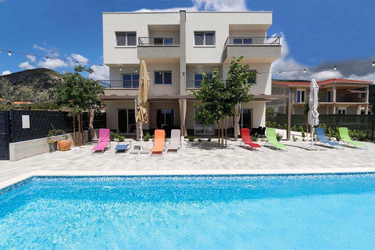 Bulli Croatia Hotel Seget Donji Exterior photo