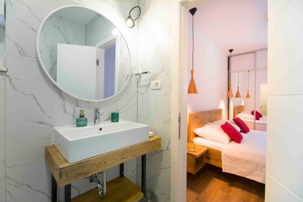 Bulli Croatia Hotel Seget Donji Exterior photo